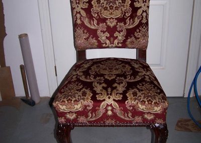 Bordó barokk mintás szék
